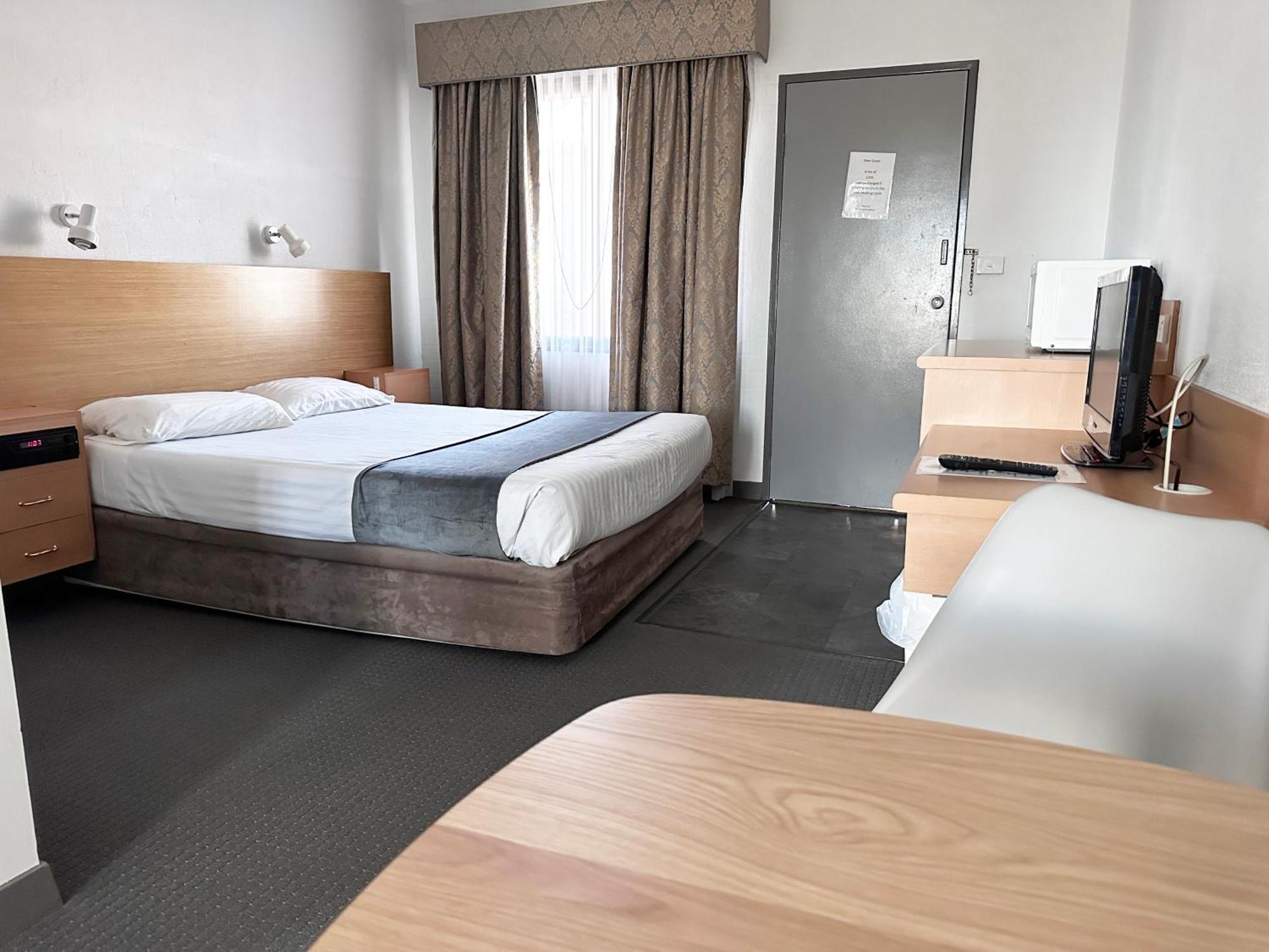 Spa Village Travel Inn Moree Camera foto